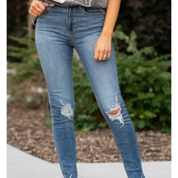 SNEAK PEEK Medium Wash High Rise, Distressed Denim - Picture 1 of 4